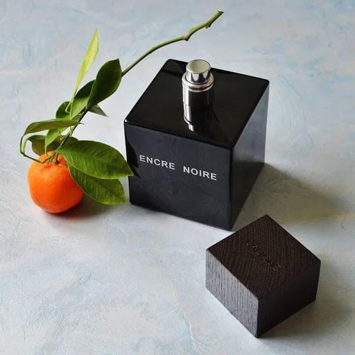 لالیک (Lalique): تلاقی هنر شیشه‌گری و نبوغ عطرسازی